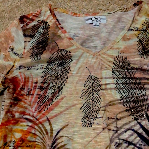 Coco Y Club Tshirt. Size small. Excellent condition - Picture 4 of 9